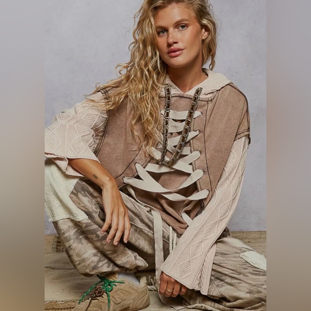 POL Beige and Cream Sweater